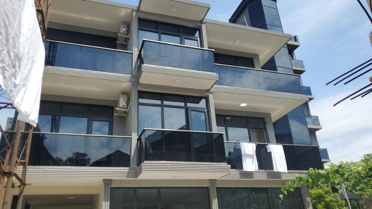 كوبوليتي Magnolia Hotel Agmashenebeli المظهر الخارجي الصورة